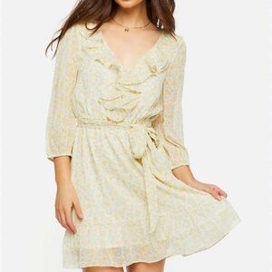 Forever 21 Light Yellow Floral Long Sleeve Dress